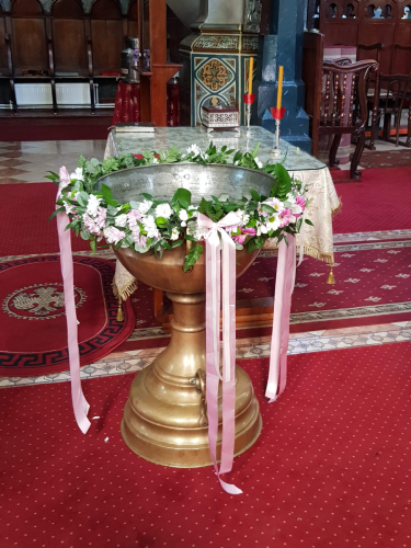 Aranjamente nuntaEvenimenteBotezFloriBaloane